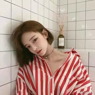 地缚少年花子君